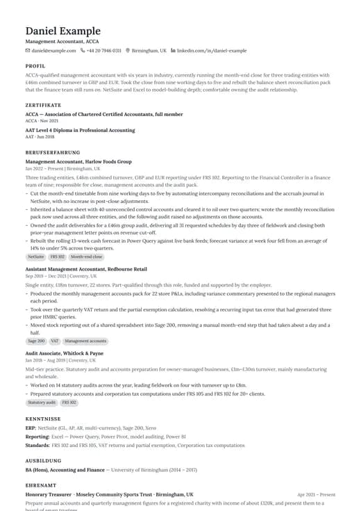 Vorschau der Lebenslauf-Vorlage Simple Classic — ein classic-Layout