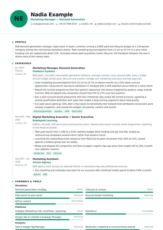 Modern Clean CV template preview — a modern résumé layout