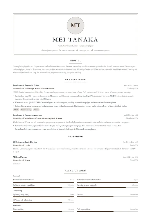 Voorbeeld van cv-sjabloon Elegant Serif — een classic cv-opmaak